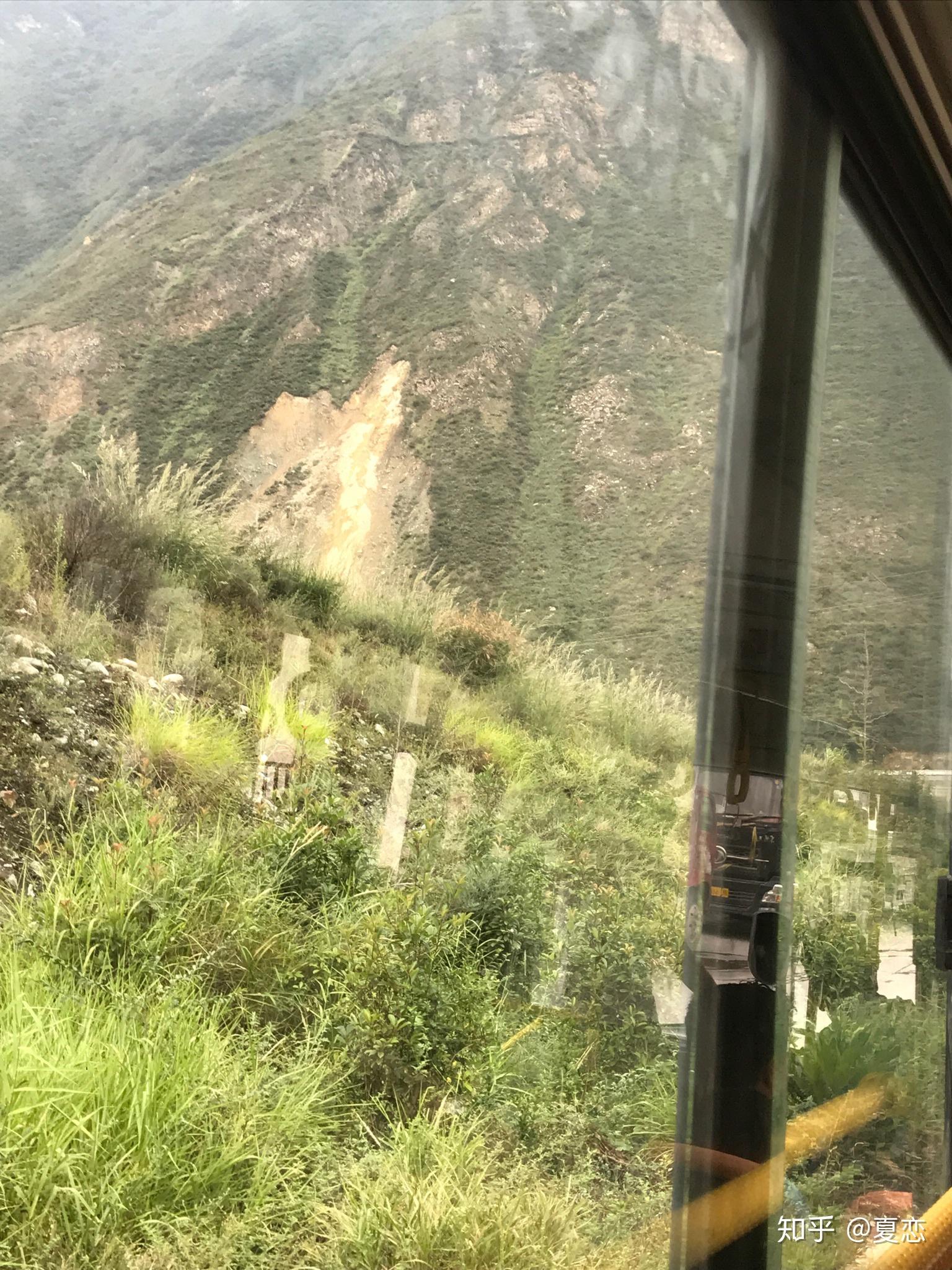 C7游戏平台-阿雅克肖不敌法兰克福，遭遇滑坡的简单介绍